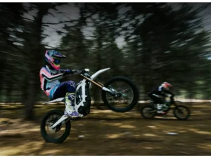 2026 Surron Light Bee 2 X 24kW Electric Dirt Bike 16 imgi 11 2